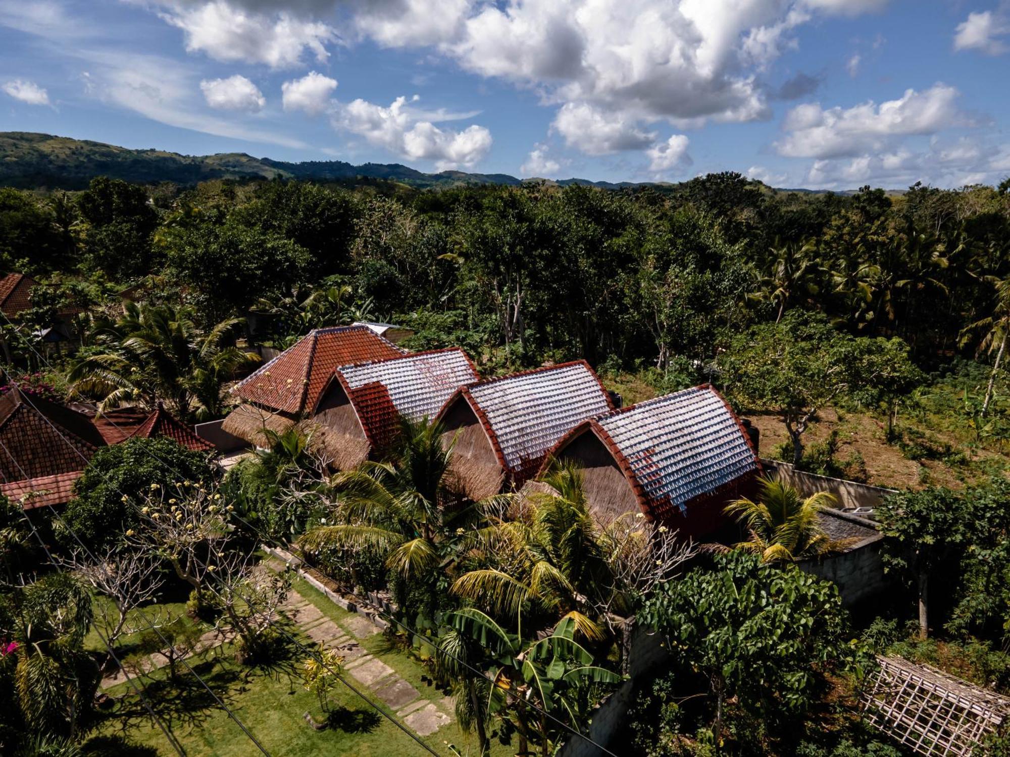 Temeling Jungle Inn Batumadeg Exteriör bild