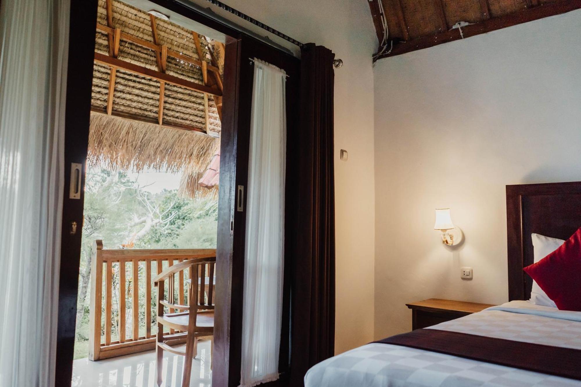 Temeling Jungle Inn Batumadeg Exteriör bild