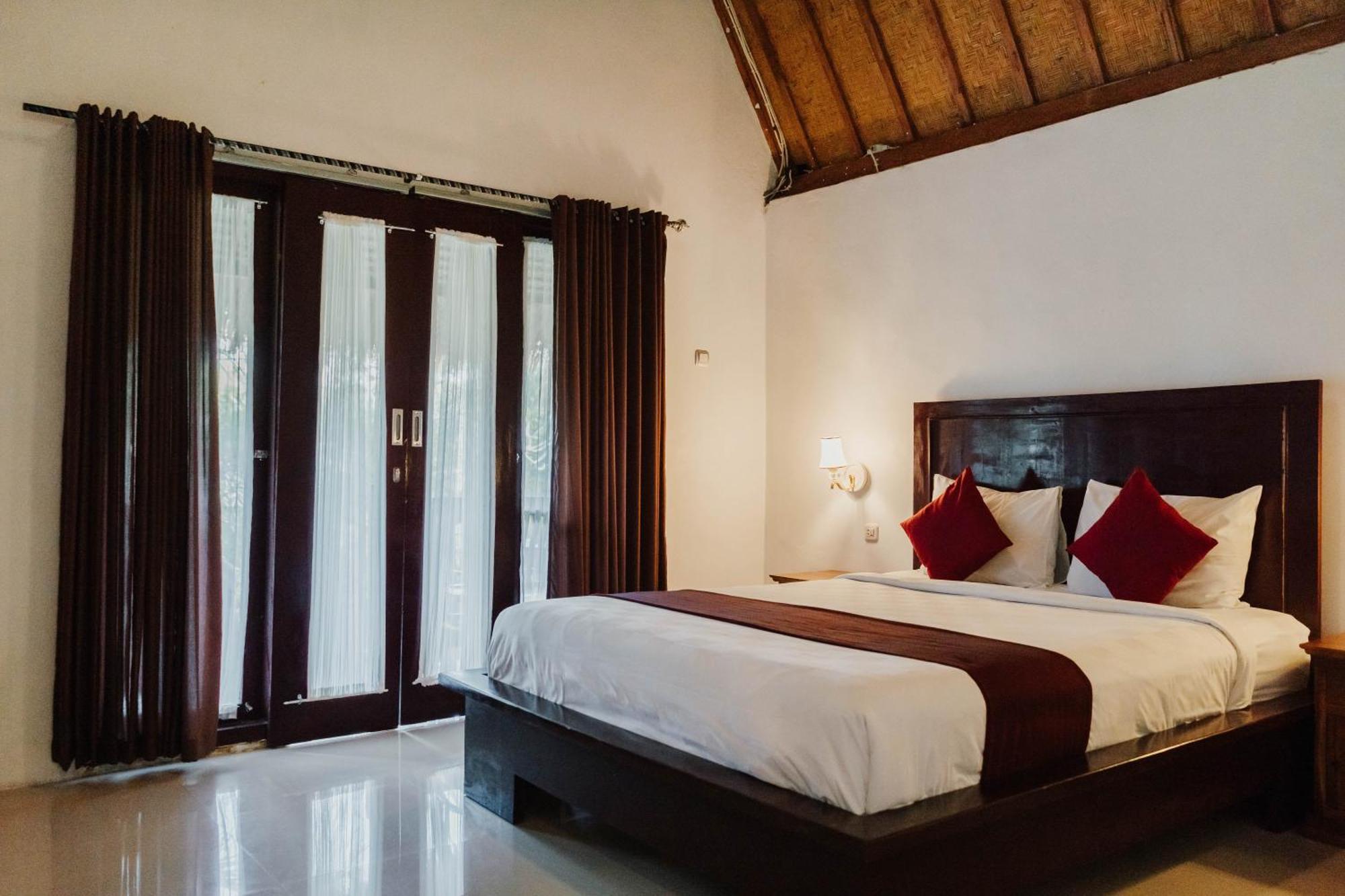 Temeling Jungle Inn Batumadeg Exteriör bild